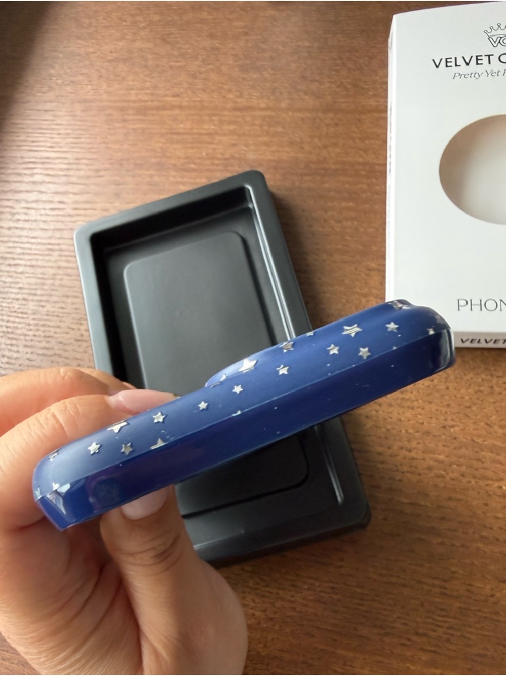 Velvet Caviar MIDNIGHT STARS IPHONE CASE - IPHONE 16 PRO MAX MagSafe Compatible - Picture 10 of 11